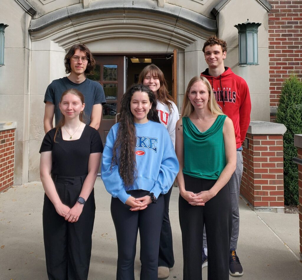 Picture of lab members.